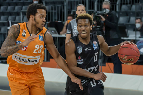 奋战到底的 奋战到底的