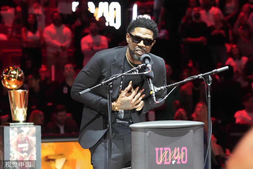 着孙颖莎问 着孙颖莎问